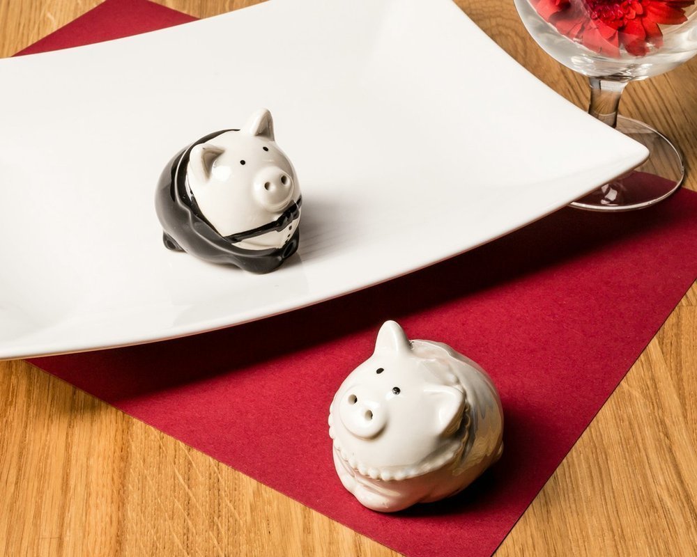 Sāls un piparu kratītāji CŪKAS