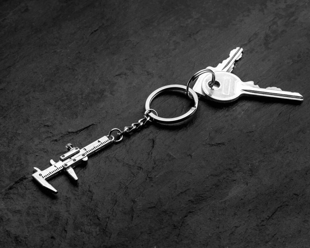 Nonjē skalas atslēgu piekariņš