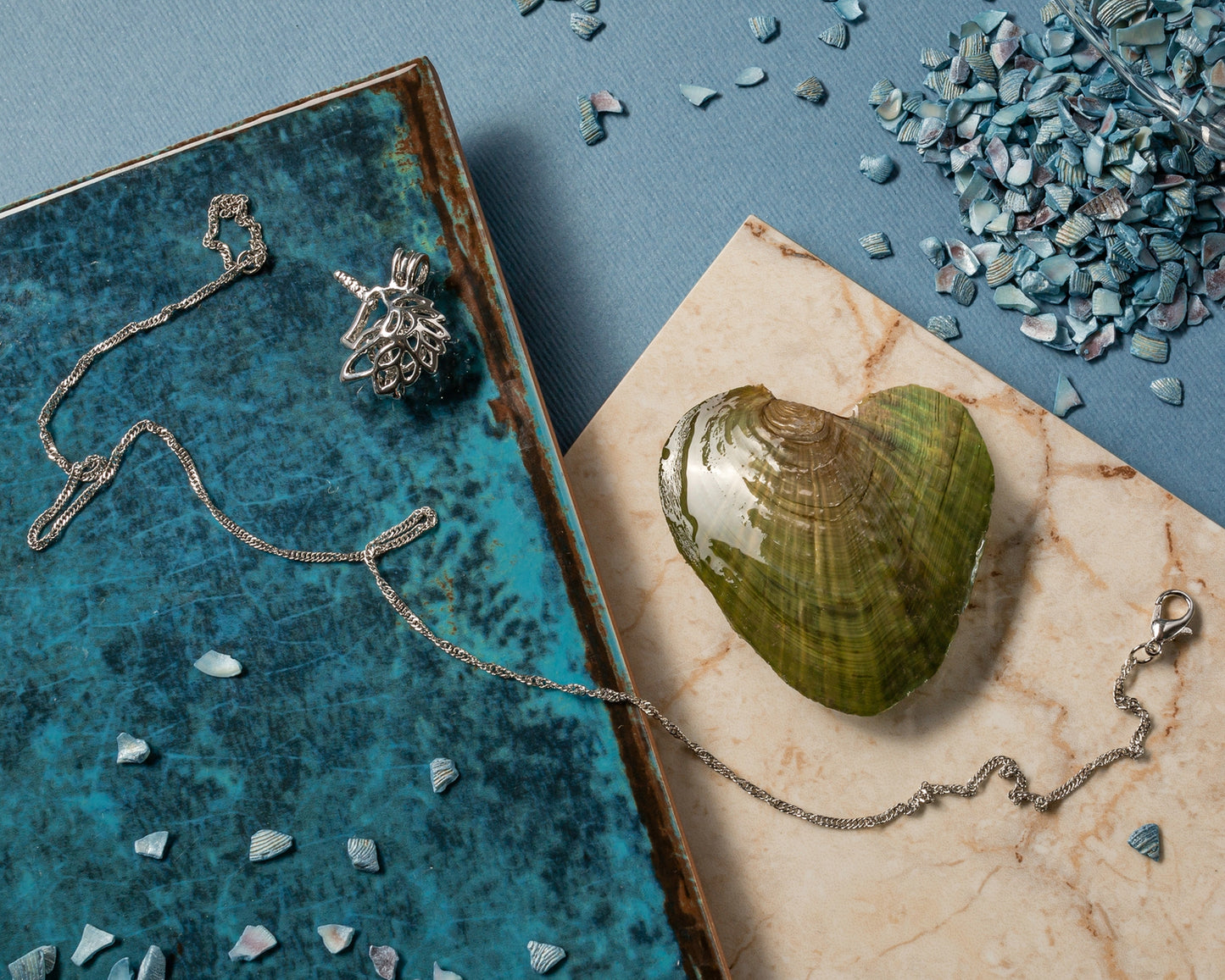 Pērļu kaklarota UNICORN ar 2 pērlēm