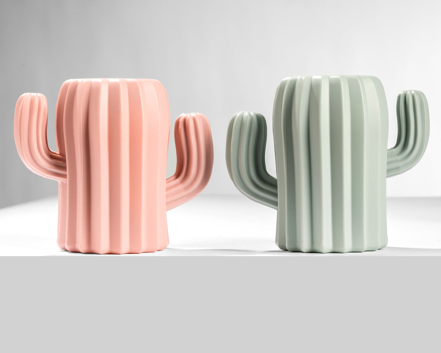 Pildspalvu turētāji CACTUS 2 gab