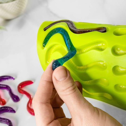 Gummy WORMS želeja, šokolāde, ledus veidne