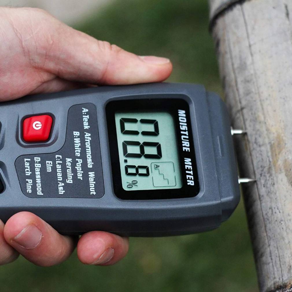 Koka mitruma mērītājs ar LCD displeju