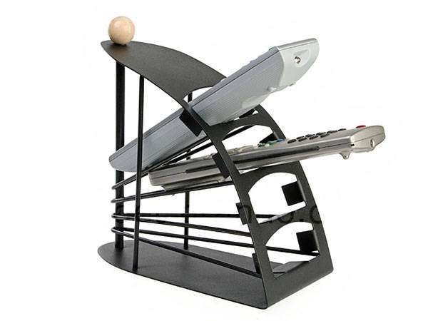 Organizators-turētājs pultīm