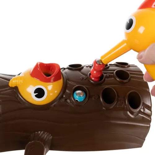 Arkādes spēle - Dzenis un tārpi