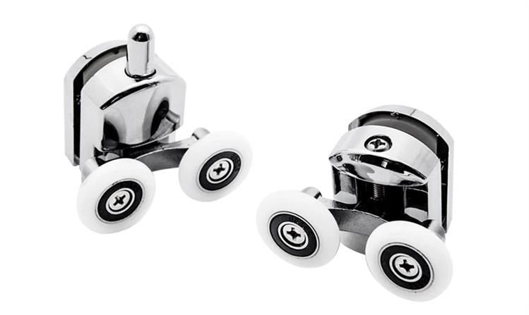 Riteņi dušas kabīnei