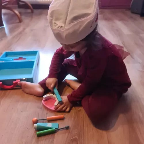 Zobārsta komplekts koka