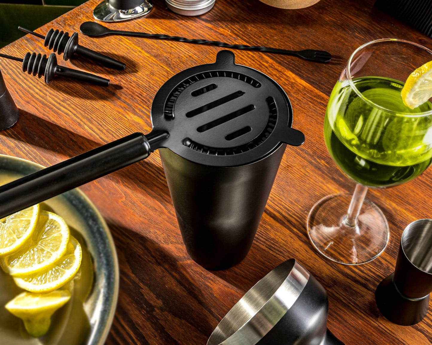 Kokteiļu šeikeru un kūpinātāju komplekts DELUXE