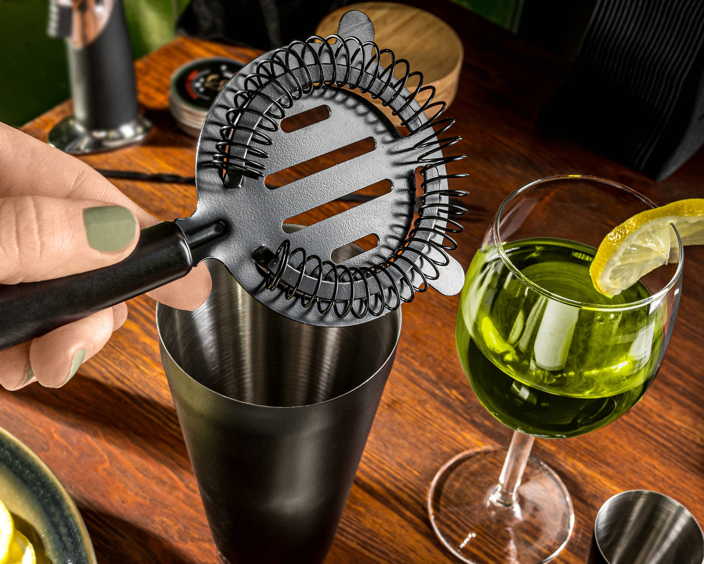 Kokteiļu šeikeru un kūpinātāju komplekts DELUXE