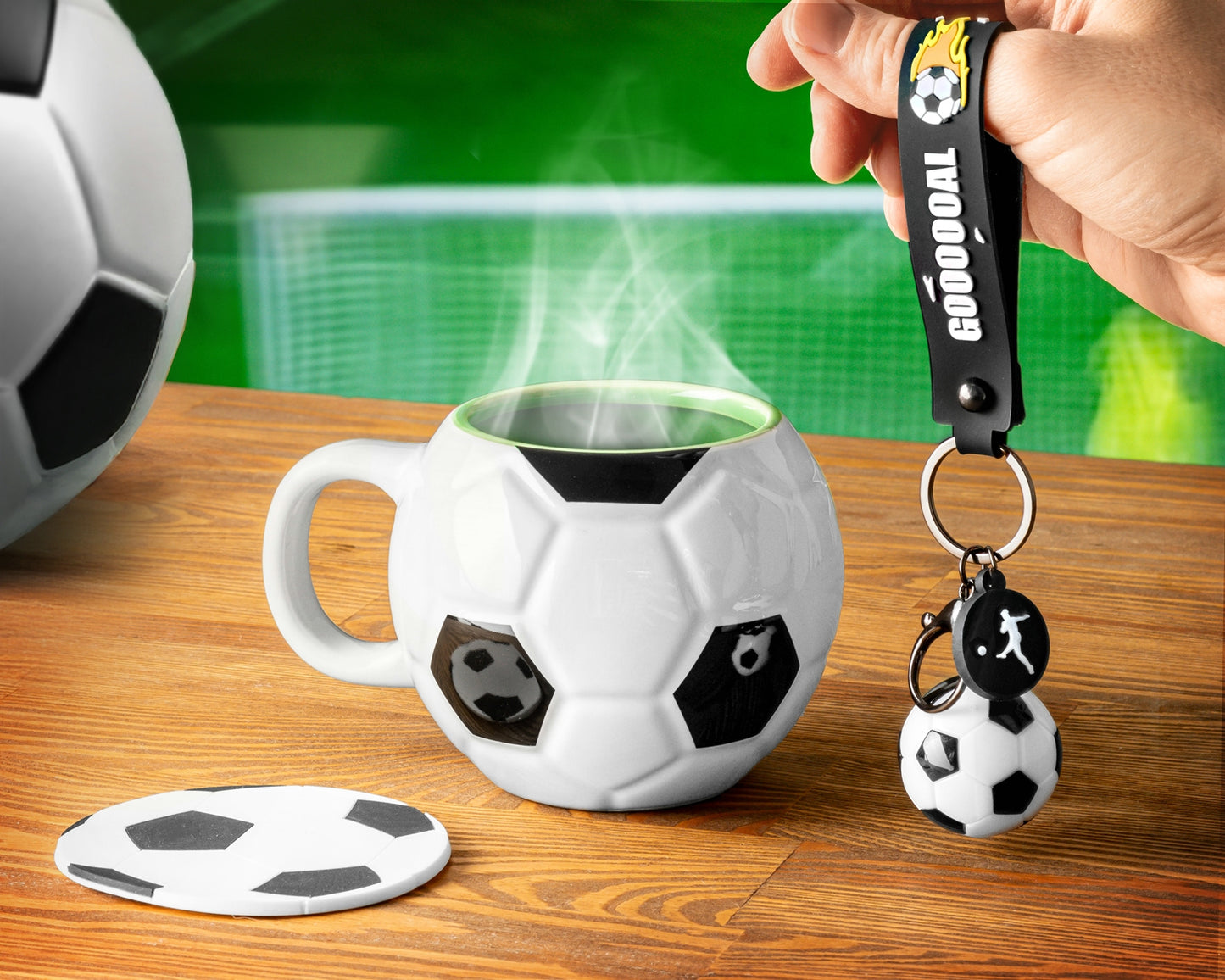 Futbola komplekts - krūze, paliktnis un atslēgu piekariņš