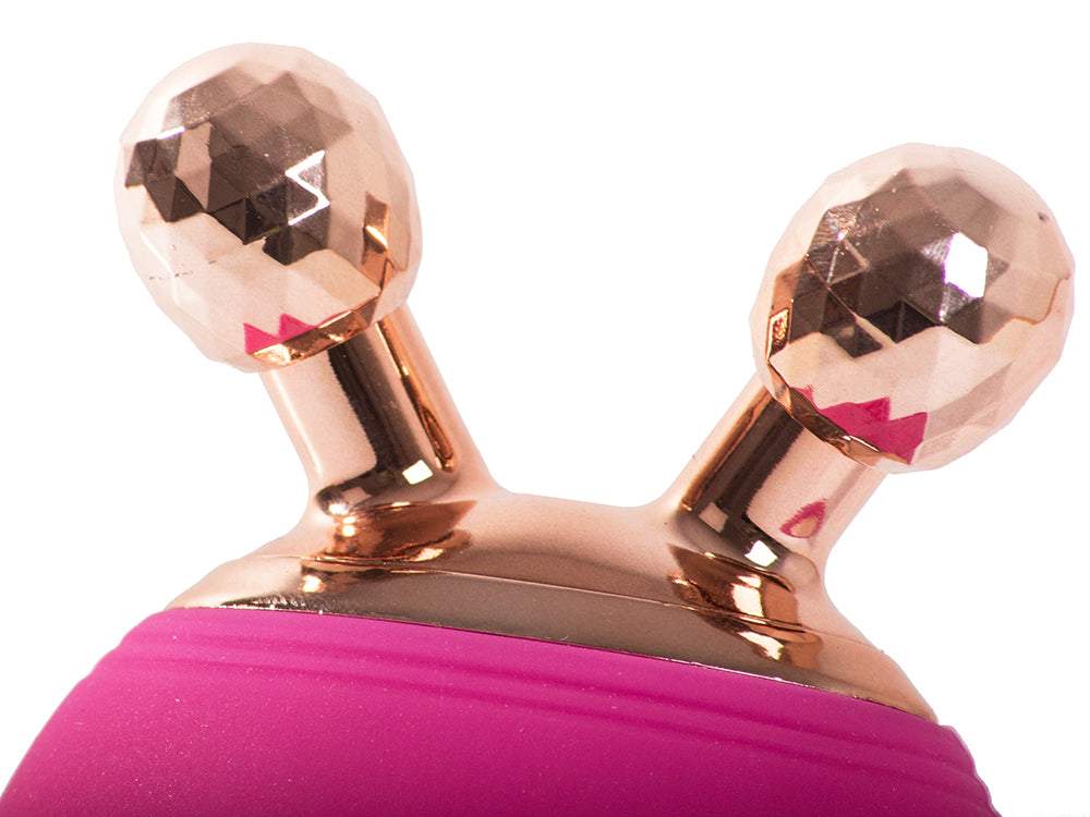 Sejas masieris ar 3D rotējošām bumbiņām