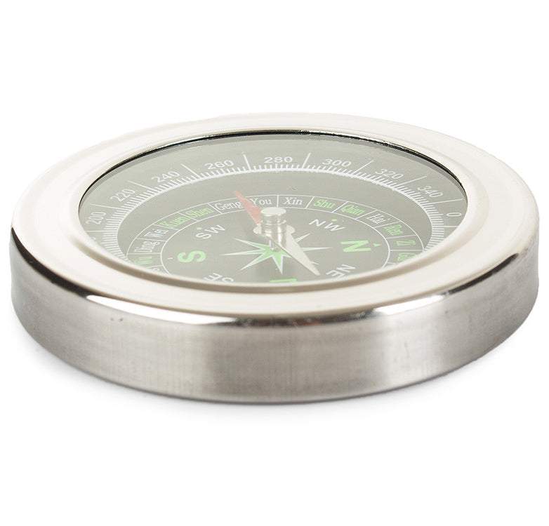 Metālisks kabatas kompass