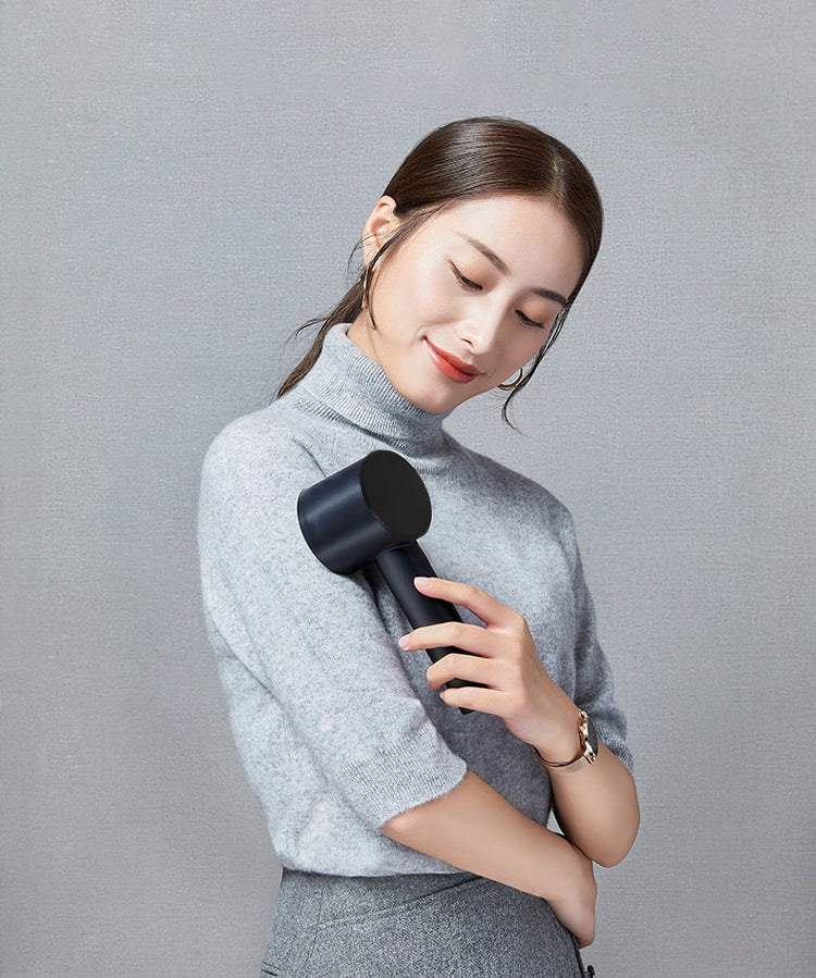 Apģērba elektriskais tīrītājs - pūku noņēmējs