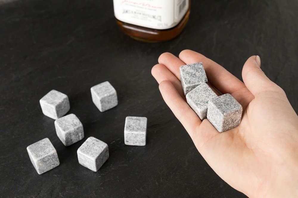 Ledus kubiņi dzērieniem - akmens izskatā, 9gab.