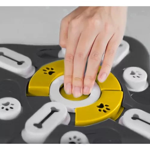 Interaktīva suņu rotaļlieta