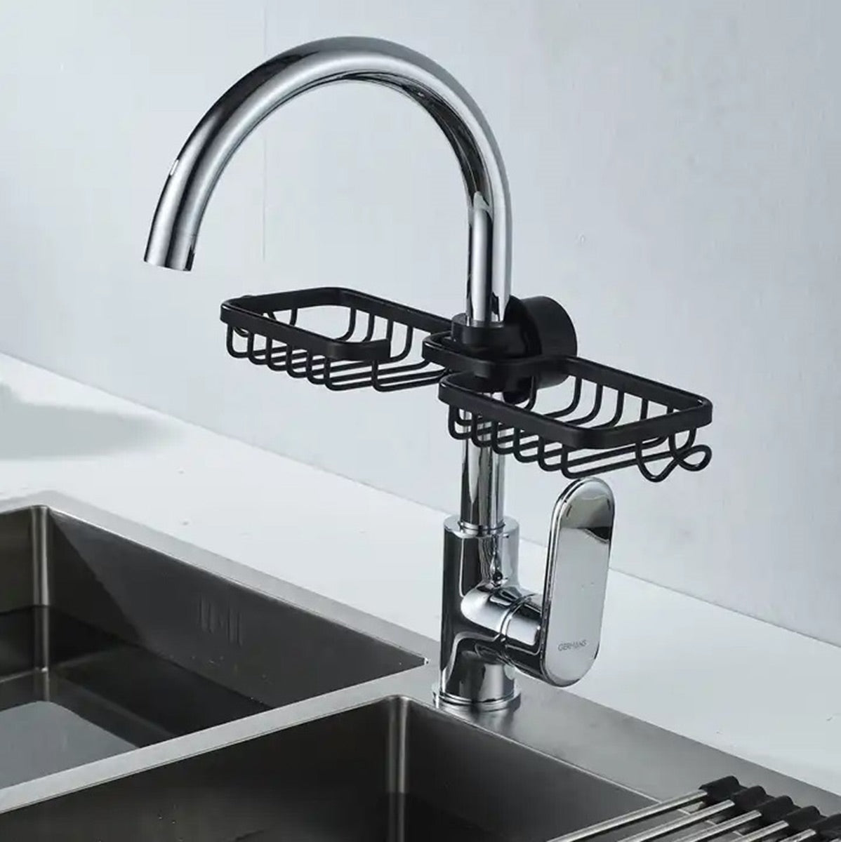 Izlietnes organizators