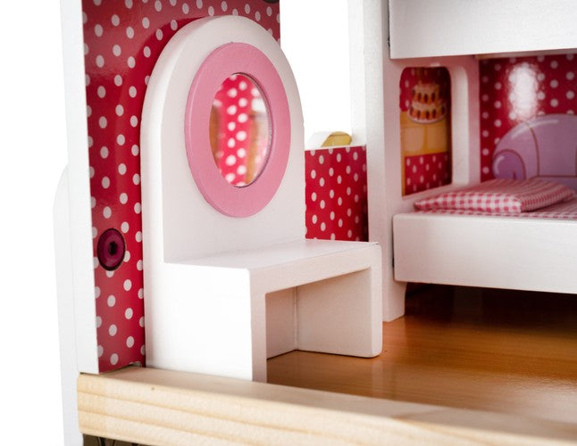 Koka leļļu namiņš — villa ar peldbaseinu