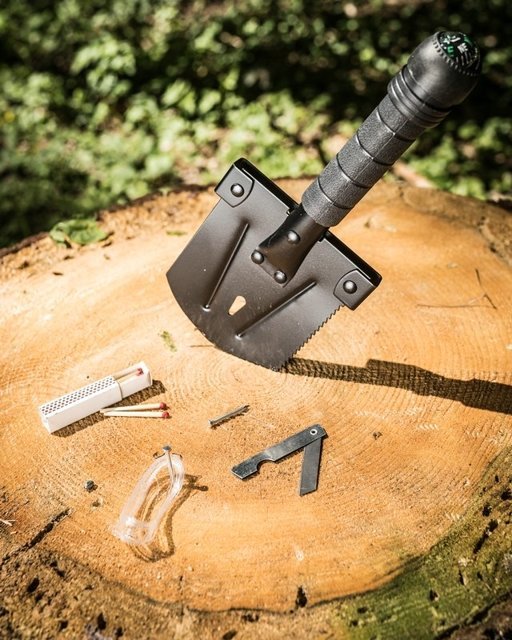 Daudzfunkcionāla lāpsta 8in1