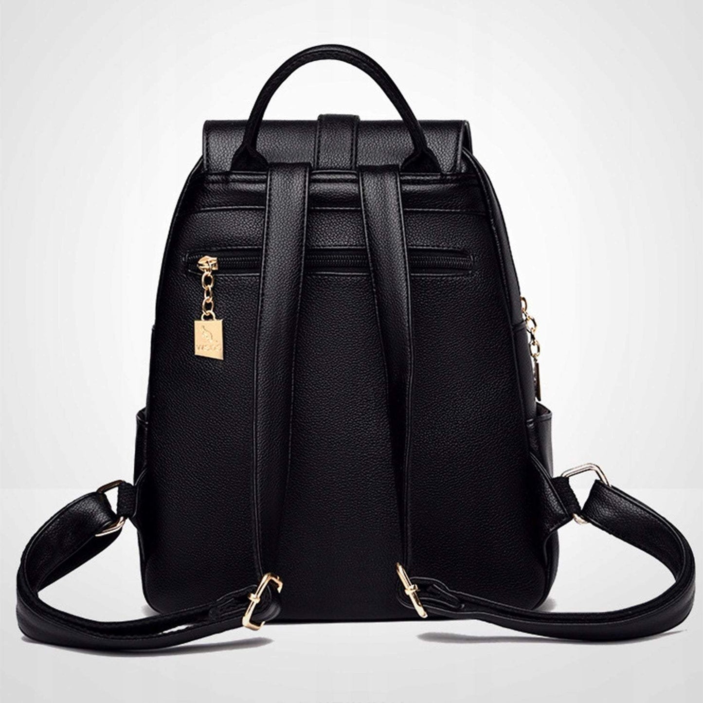 Sieviešu mugursoma ar zelta krāsas detaļām