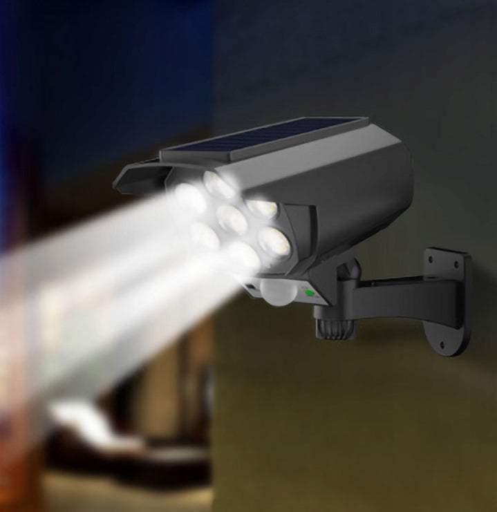 Āra lampa, viltus kamera ar saules paneli un tālvadības pulti