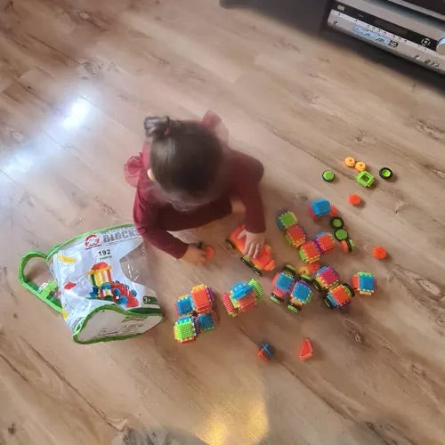 Konstruktors - eži 192 gab.