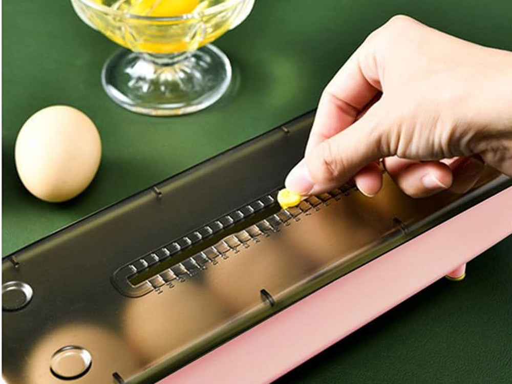 Olu kastes ledusskapja organizatora olu paplāte