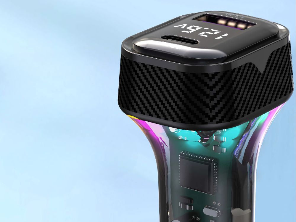 Ātrais automašīnas lādētājs USB-C 30W un USB-A 15W cigarešu šķiltavas ligzdai