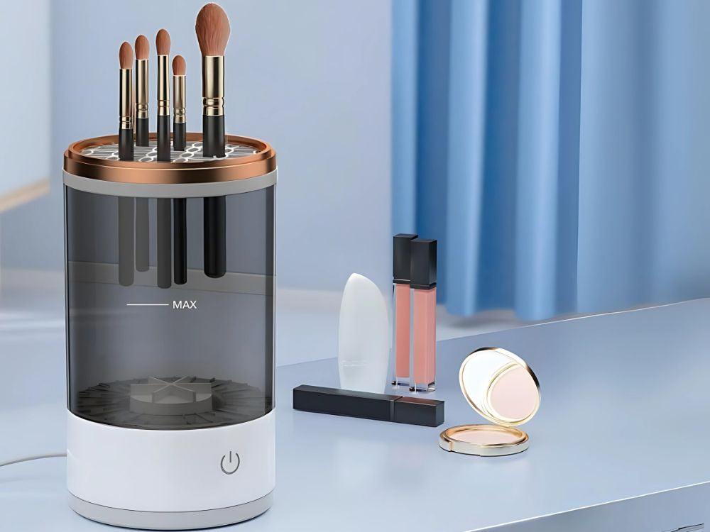 Tīrīšanas statīvs, birste, žāvētājs, kosmētikas sūkļi, USB