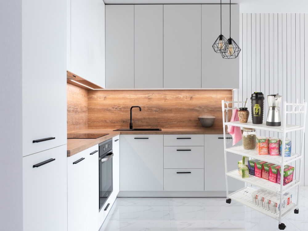 Vannas istabas plaukts, virtuves skapītis, mobilais plauktu bloks uz riteņiem, 4 līmeņu āķi