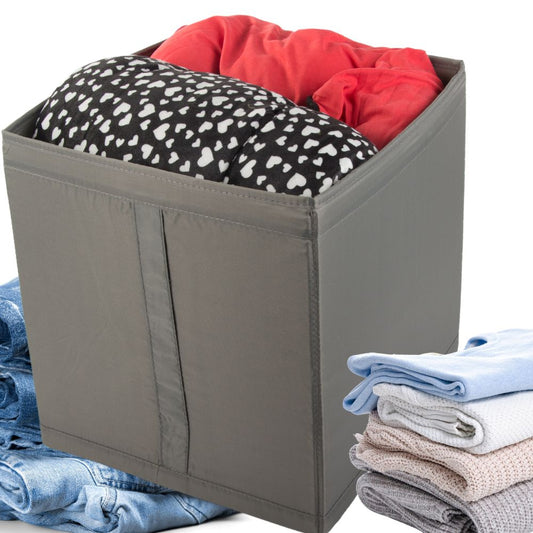 Organizatora kaste drēbēm, drēbju veļa, liels skapja konteiners