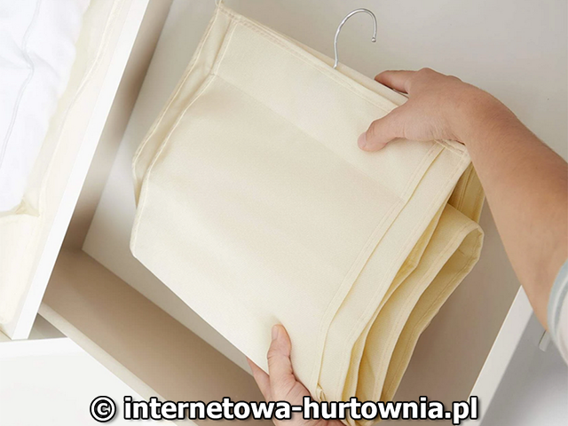 Apavu organizators skapja pakaramā apavu plauktam 12 pāriem