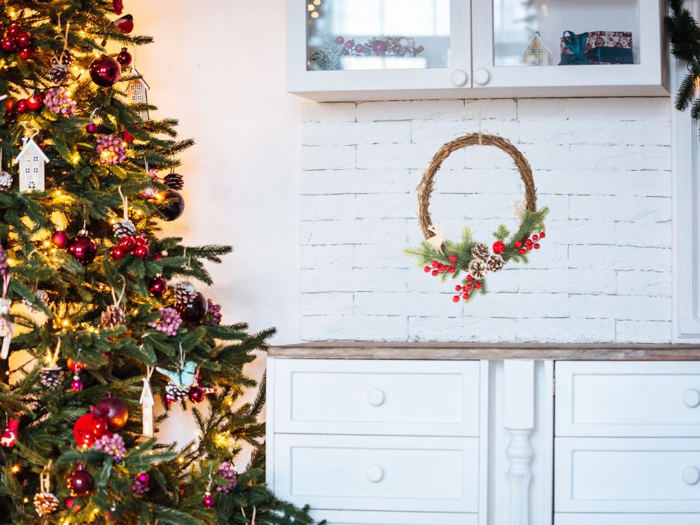 Ziemassvētku rotājumi, vītnes, durvju dekors, sienu dekors, Ziemassvētku rotājumi