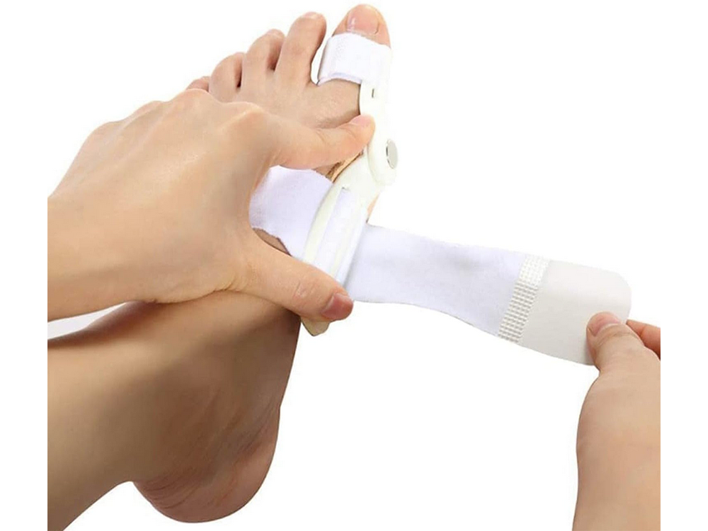 Hallux valgus pirksta ortoze ar 2 daļu stabilizatoru un espanderu