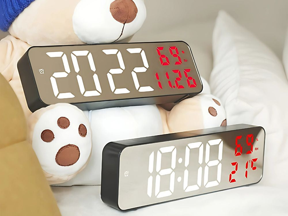 Elektroniskais pulkstenis, digitālais modinātājpulkstenis, termometrs, spogulis, stāvošs, USB baterijas