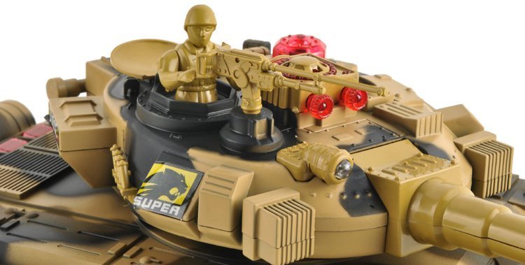 Tālvadības tanks ar pulti