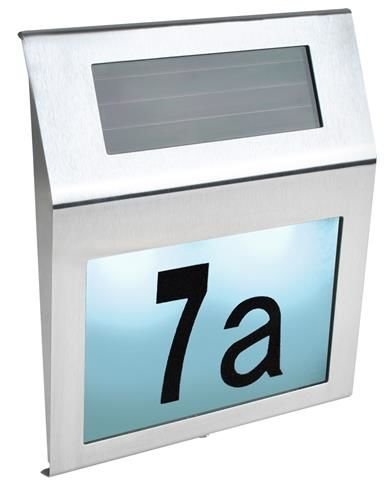 Mājas numurs  ar saules paneli