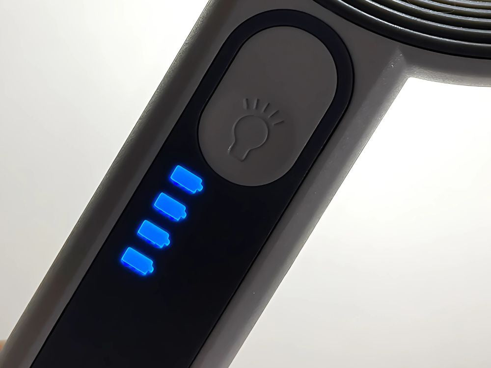 Apgaismots lasīšanas palielināmais stikls 5x ar LED apgaismojumu