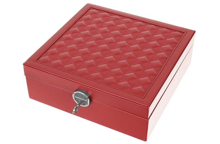 Rotaslietu kastīte – sarkana