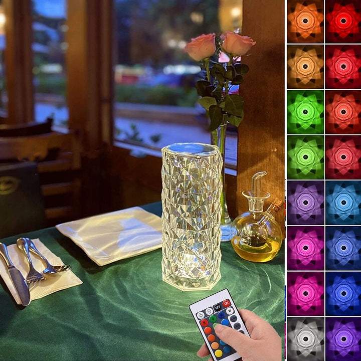 Galda lampa ar rozes efektu