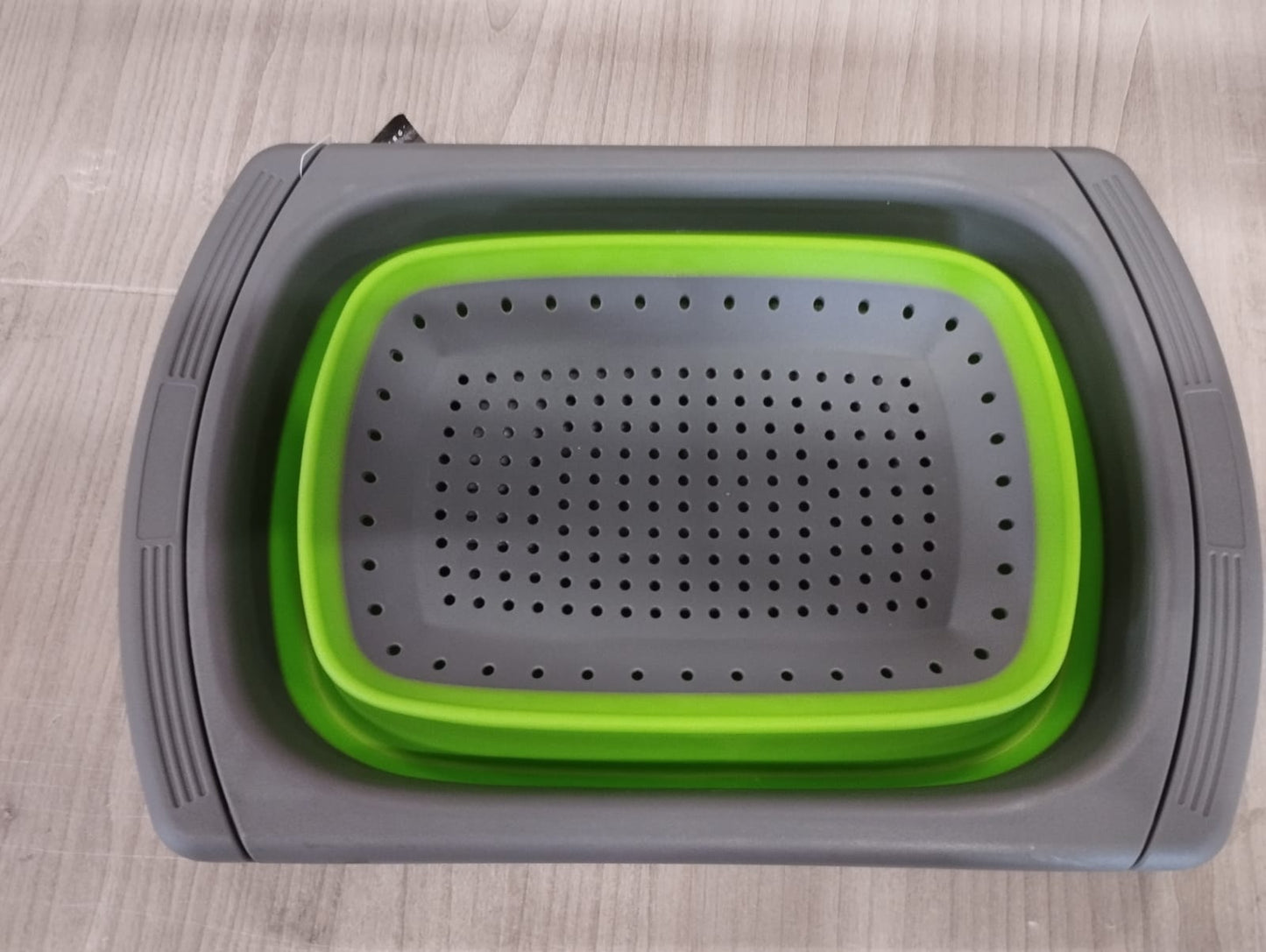 Silikona caurduris, salokāms sietiņš