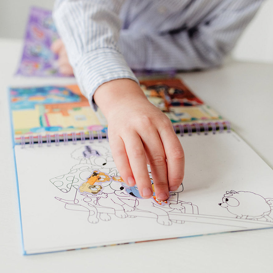 Bluey Fun skrāpējamo mākslas darbu komplekts un aktivitāšu komplekts