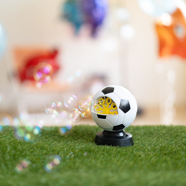 Krāsu ballītes burbuļu mašīna futbola formā