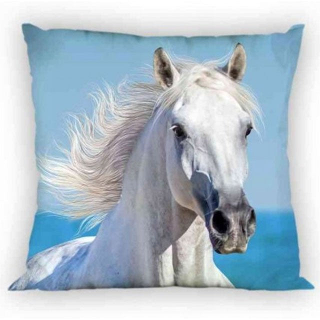 Zirgi Balts spilvena pārvalks 40*40 cm