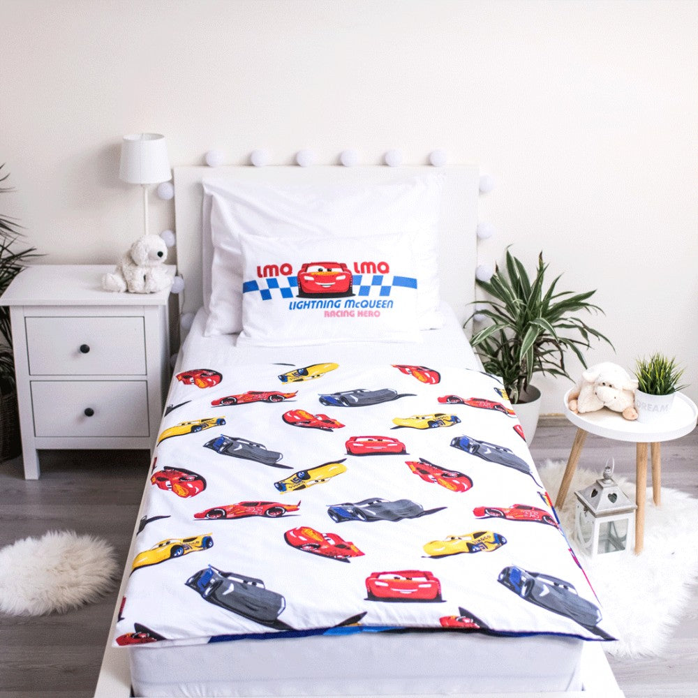 Disney Cars Racing bērnu gultas veļa 100–135 cm, 40–60 cm