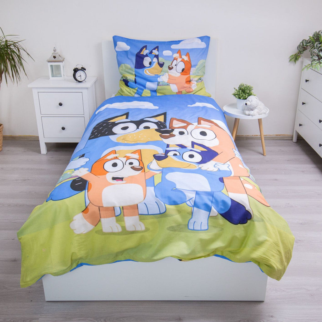 Bluey Happy Family gultasveļas komplekts 140–200 cm, 70 x 90 cm