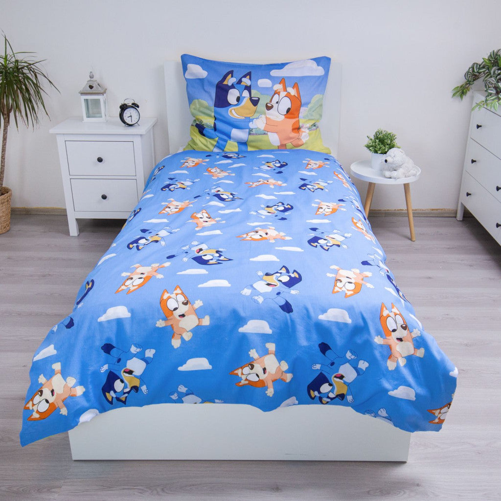 Bluey Happy Family gultasveļas komplekts 140–200 cm, 70 x 90 cm
