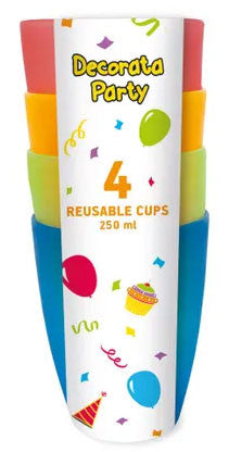 Krāsainu plastmasas krūzīšu komplekts (4 gab., 250 ml)