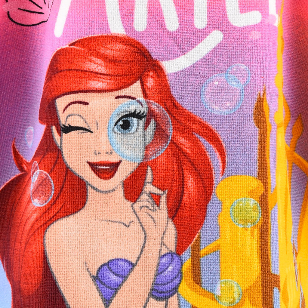 Disney Princess Ariel pludmales dvielis pončo 55x110 cm (ātri žūstošs)