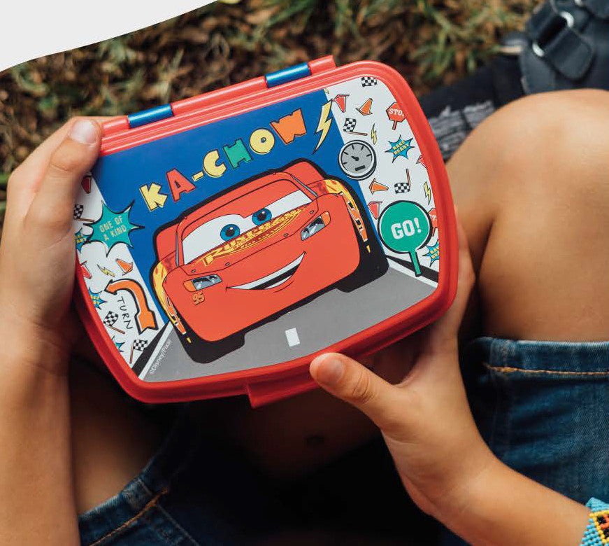 Disney Cars Lets Race smieklīgā plastmasas sviestmaižu kaste
